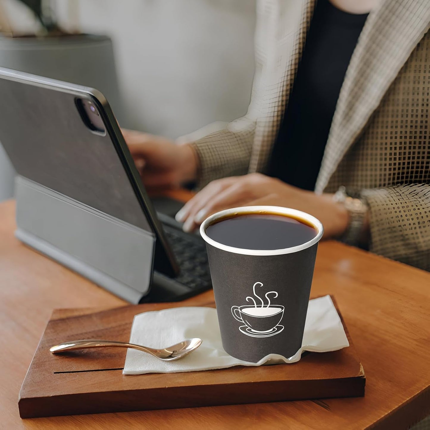 10 oz Paper Cups, 270 Count, Disposable Coffee Cups for Water, Juice or Tea, Perfect for Office Parties or Events