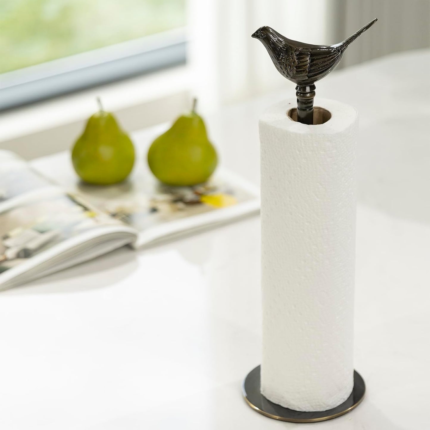 1 Luxurious Brass Paper Towel Holder countertop (Black)