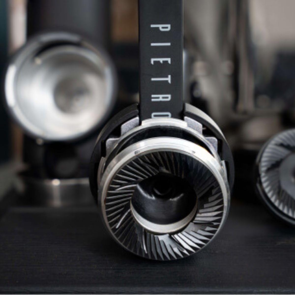 Pietro Pro Brewing Manual Coffee Grinder - Made in Italy - By Fiorenzato (Green)