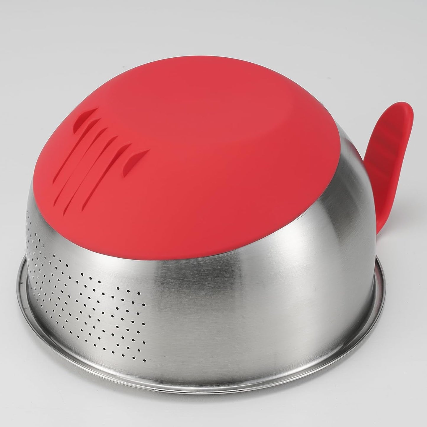 Rice Strainer Washing Bowl Quinoa Washer whit Handle Stainless Steel Colander Versatile Side Drainers for Cleaning Rinsing Fruits, Vegetables, and Beans - Tilting Non-slip Silicone Bottom, Red