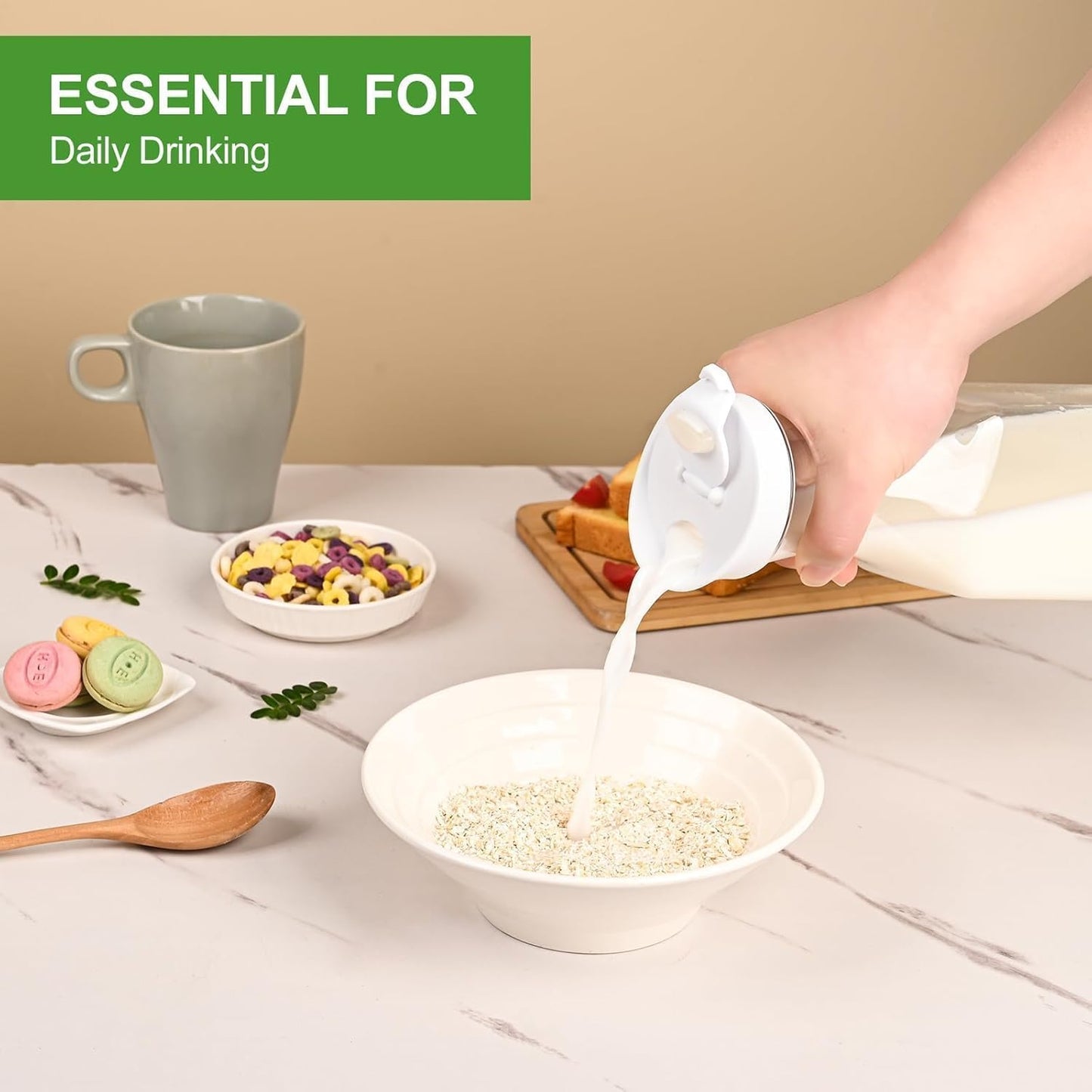 Set of 4 Plastic Carafe with Lid, 1 Liter Mimosa Bar Supplies, Large Square Base Juice Containers, Water Bottle, Milk Container, Clear Beverage Containers for Fridge