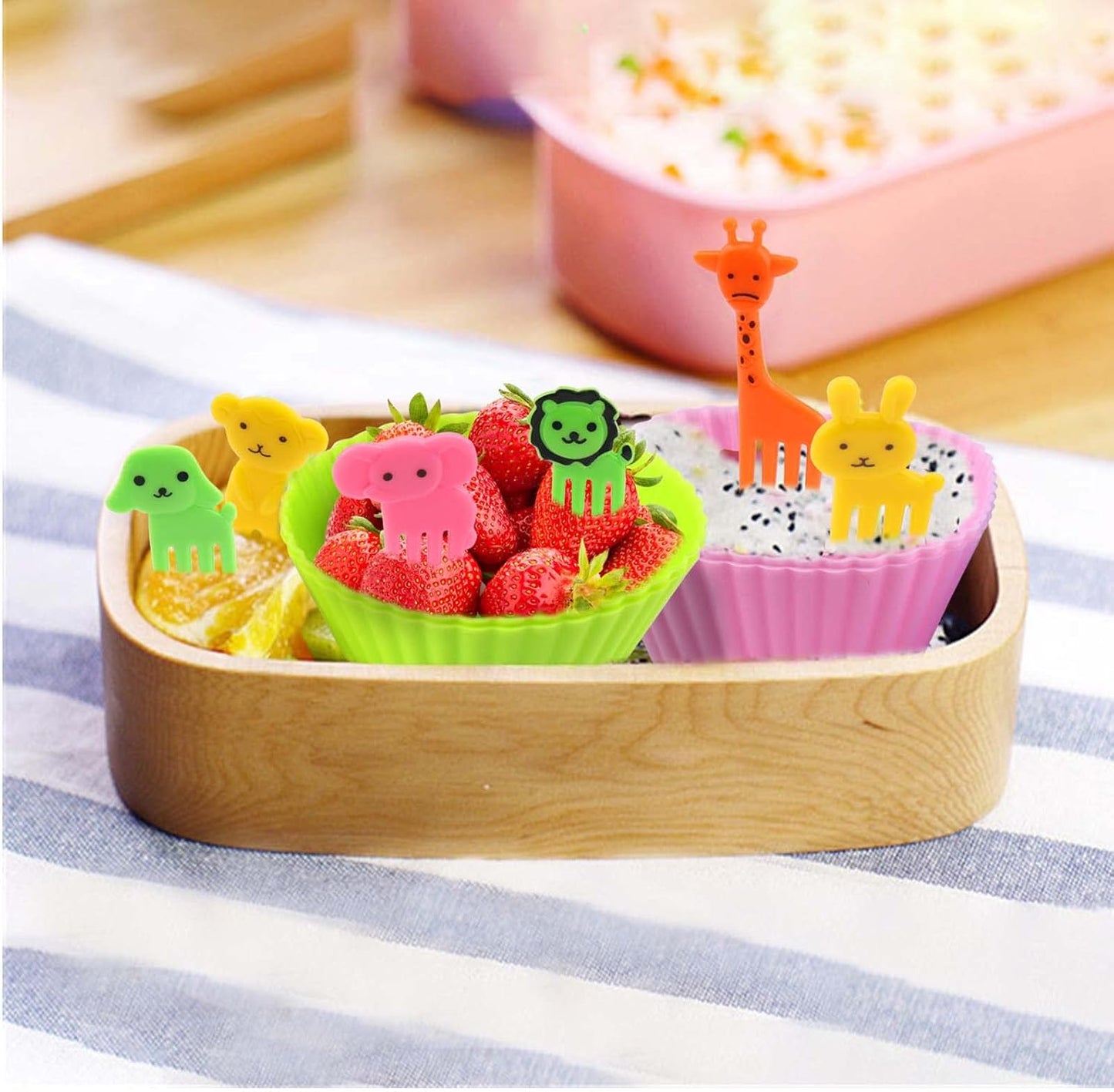 XANGNIER 60 Pcs Silicone Lunch Box Dividers with Animal Food Picks,Reusable Lunch Bento Box Accessories for Kids,Lunchbox Supplies Accessories,Back to School Lunch Essentials,Silicone Cupcake Liners