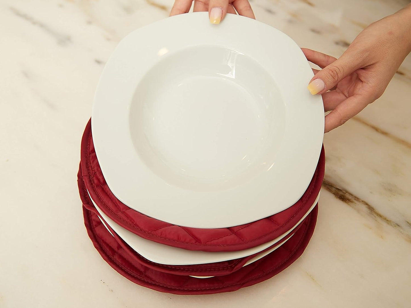 Covermates Keepsakes - Quilted Divider Set - Set of 4 - Scratch & Breakage Protection - Stain Resistant - Machine Washable - China Storage, Red