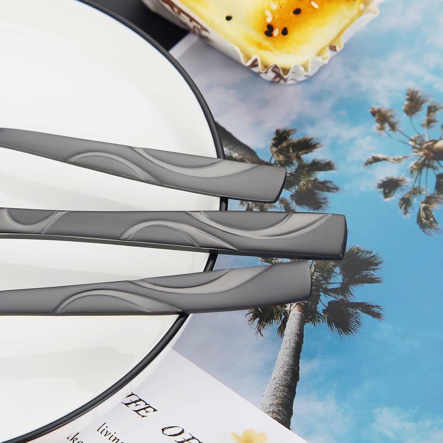 60 Pieces Black Silverware Set, Heavy Duty 430 Stainless Steel Flatware Utensils, Cutlery Set Service for 12 Including Fork Spoon and Knife, Dishwasher Safe