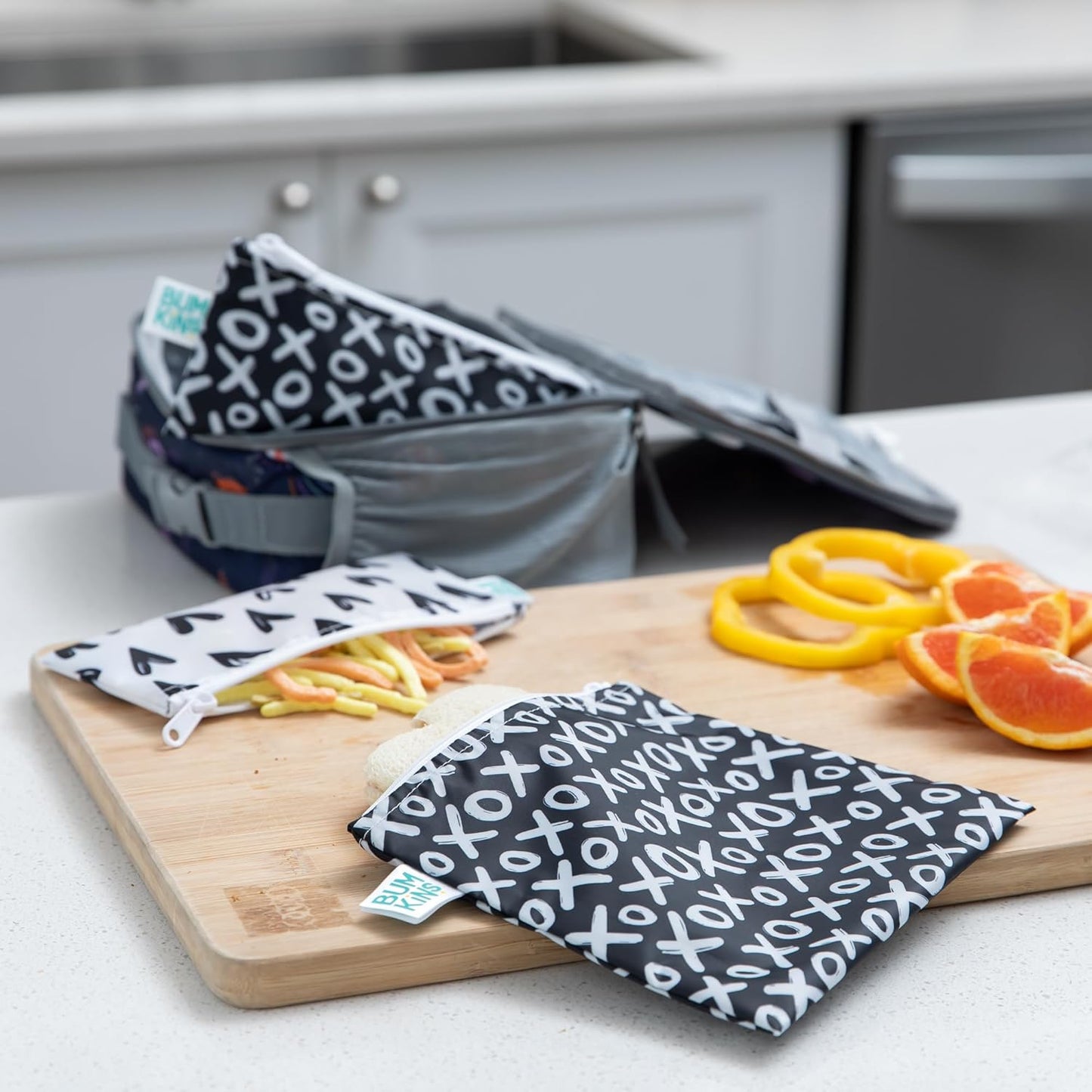 Bumkins - Cloth Snack & Sandwich Bags - For Storage, Travel, Food Prep, Lunch - Reusable, Water Resistant, Washable, Dishwasher Safe - Snack Bags for Kids - Zipper Closure - Black Hearts - 4 Pack