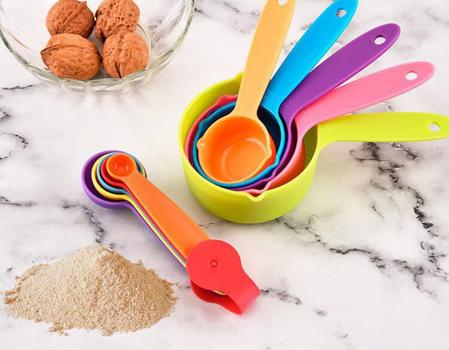 10 Pieces Plastic Measuring Cups and Spoons Set Colored for Kitchen Cooking Bathing (random style)