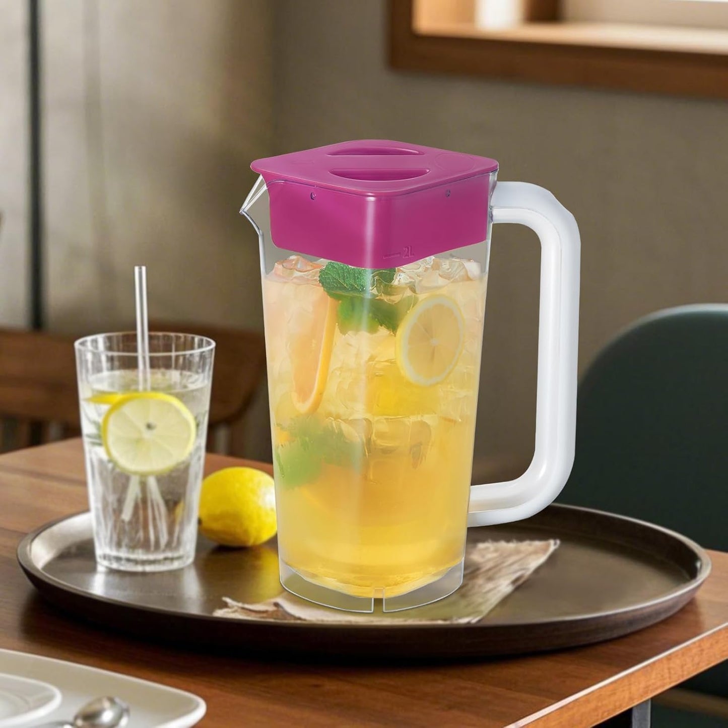 CURTA 1 Pack 2 Liters/68 oz Plastic Square Pitcher with Lid & Handle for Kitchen,ICED JUICE and Coffee Carafe Beverage Serveware, Acrylic Water Jug for Hot/Cold Drinks&lemonade