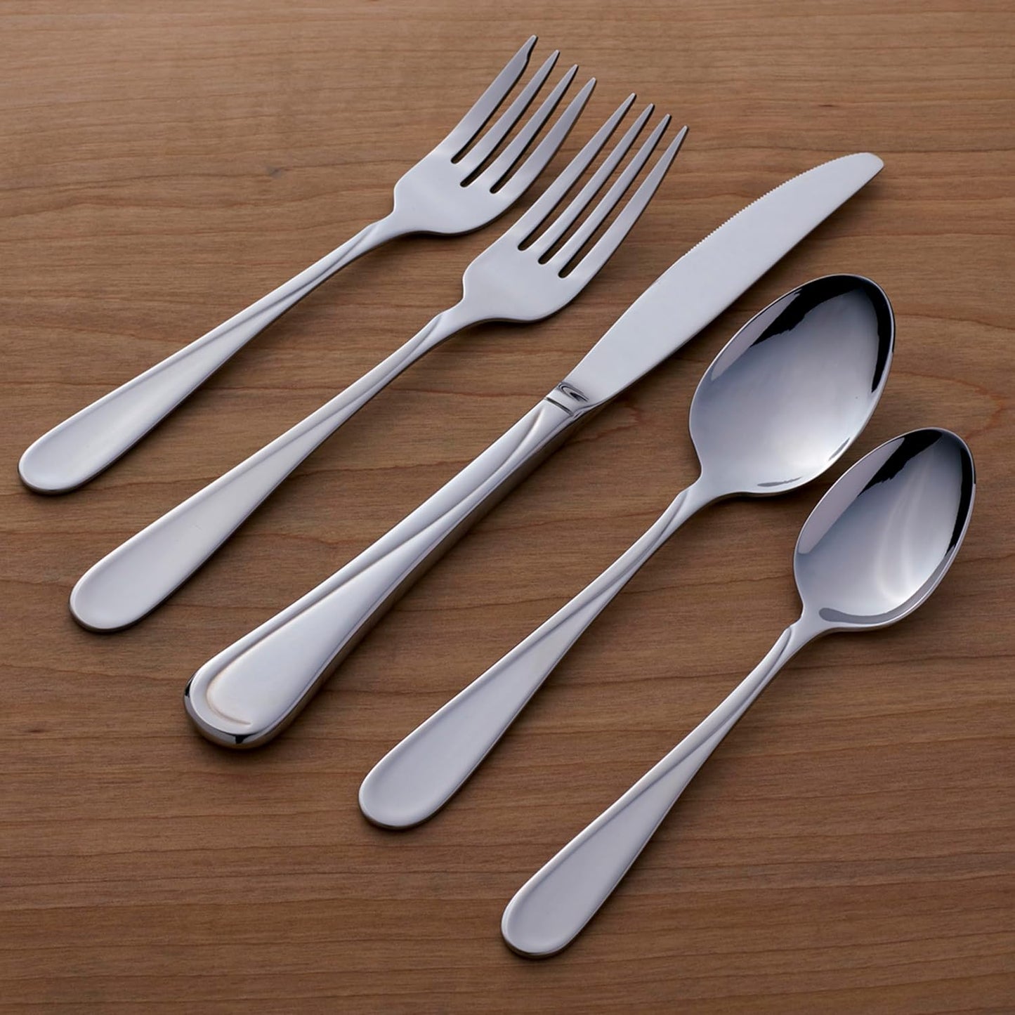 Oneida Flight 65 Piece Everyday Flatware, Service for 12, 18/0 Stainless Steel, Silverware Set, Dishwasher Safe