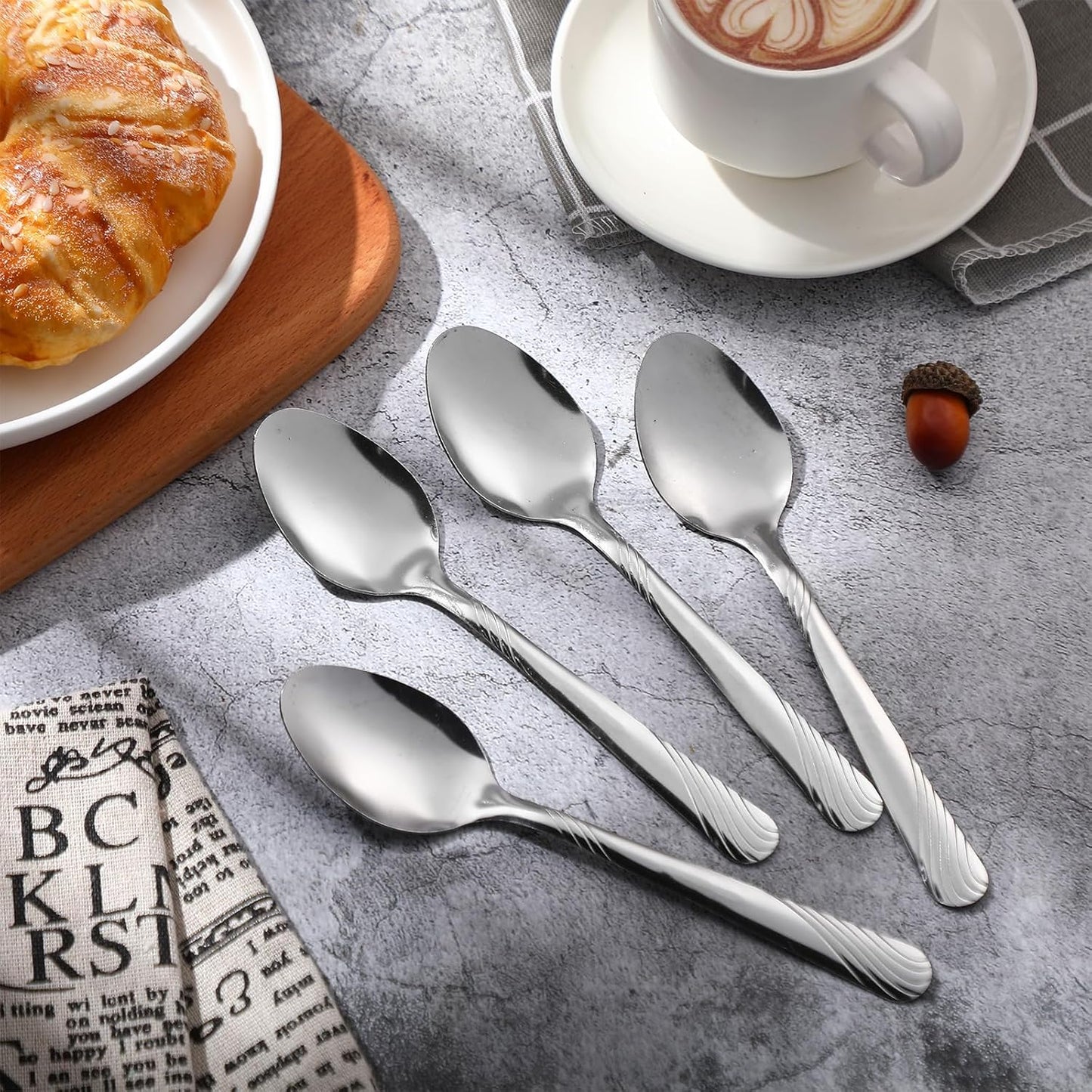200 Pcs Dinner Spoons Set 6.7 Inches Stainless Steel Dessert Spoons bulk Silverware for Home Restaurant Kitchen Mirror Polished Dishwasher Safe