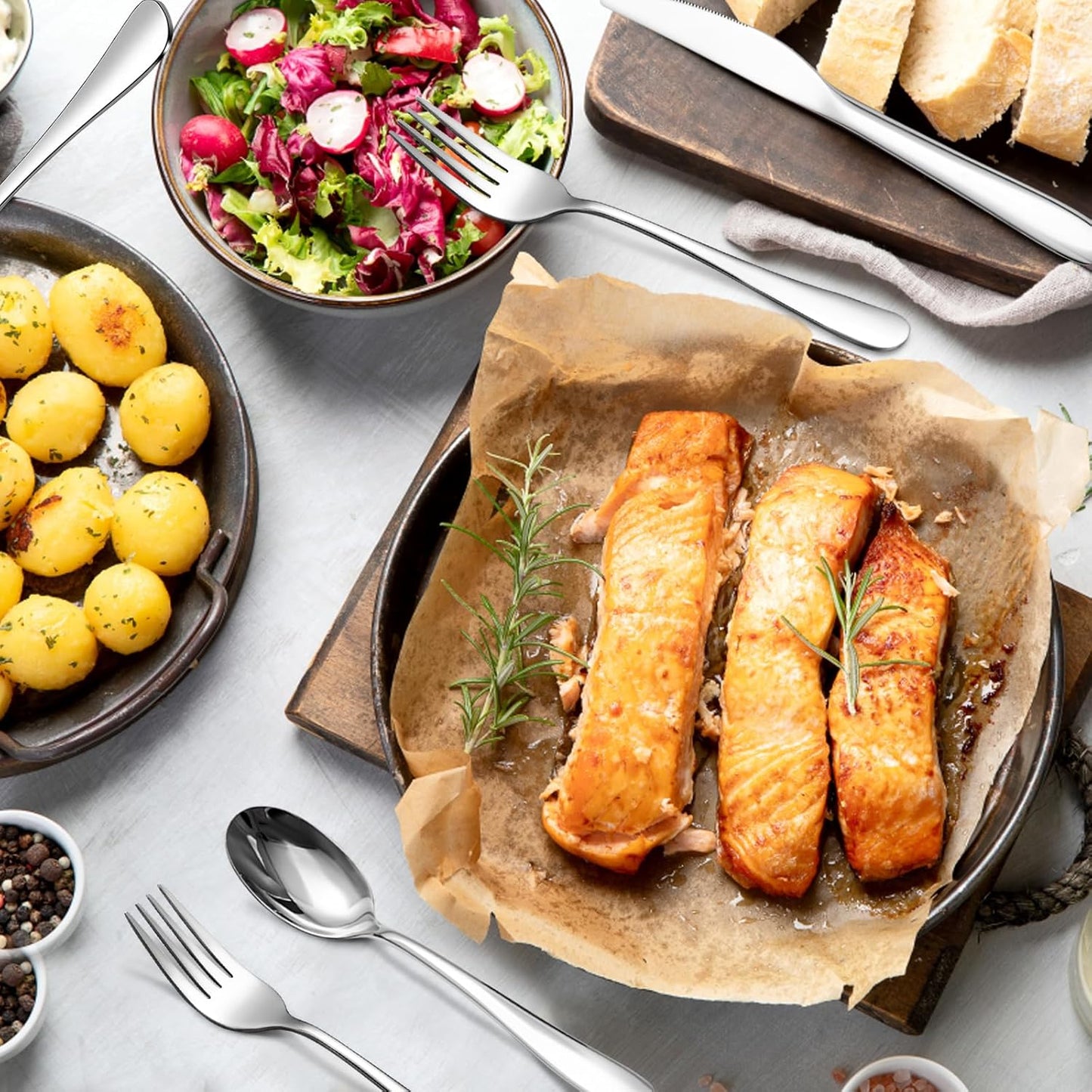 SANTUO Stainless Steel 12PCS Dinner Set combo with 4 Dinner Knives, 4 Dinner Forks, 4 Dinner Spoons，Silverware Set for Home, Kitchen and Restaurant, Mirror Polished& Dishwasher Safe