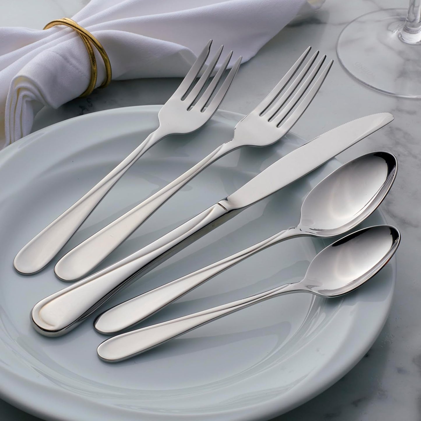 Oneida 2865020BL20 Flight 20 Piece Everyday Flatware Set, Service For 4