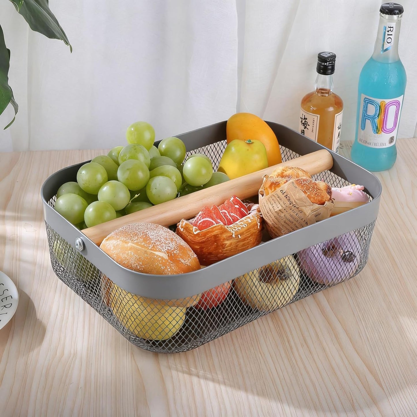 Metal Mesh Steel Storage Basket, Garden Harvest Wire Organizer Basket Multi-functional Kitchen Fruit Basket with Wooden Removable Partition & Handle for Bathroom Picnic Decor Cabinet, Grey