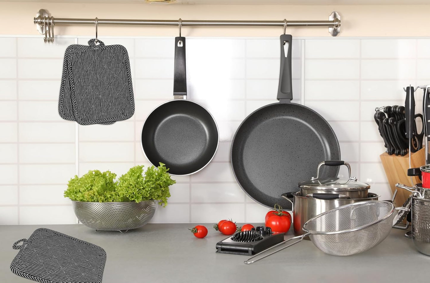 American Linen Pot Holders, Hot Pads, Table Pads for Kitchen and Dining Table, Non Slip Heat Resistant Hot Pot Holder (Burgundy, 4 Pack)