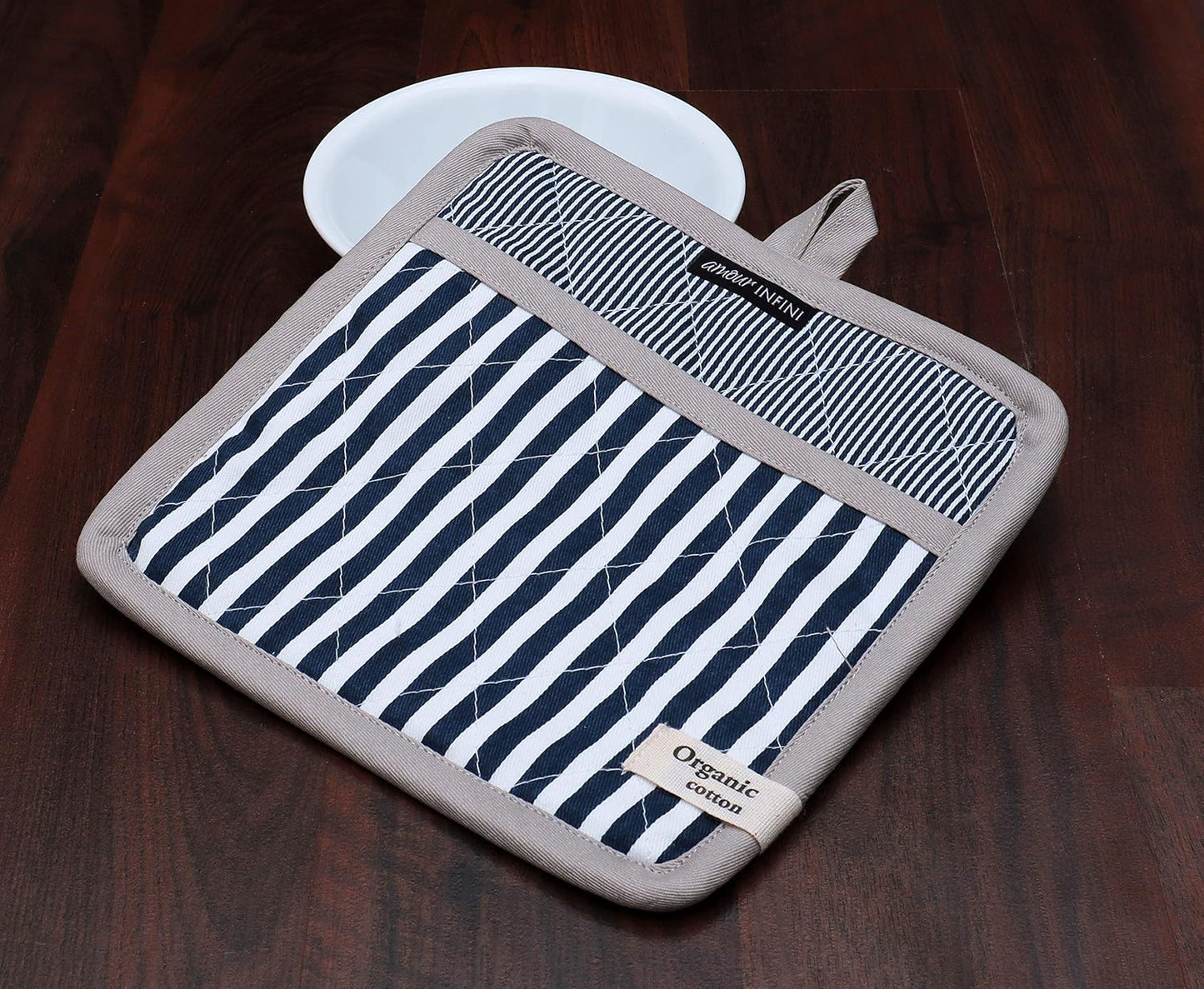 AMOUR INFINI Pot Holders Heat Resistant Cotton Set of 3 Nonslip 8"x8" Inch Hot Pads for Kitchen, BBQ, Baking & Cooking with Hanging Loops (Stripe Blue)