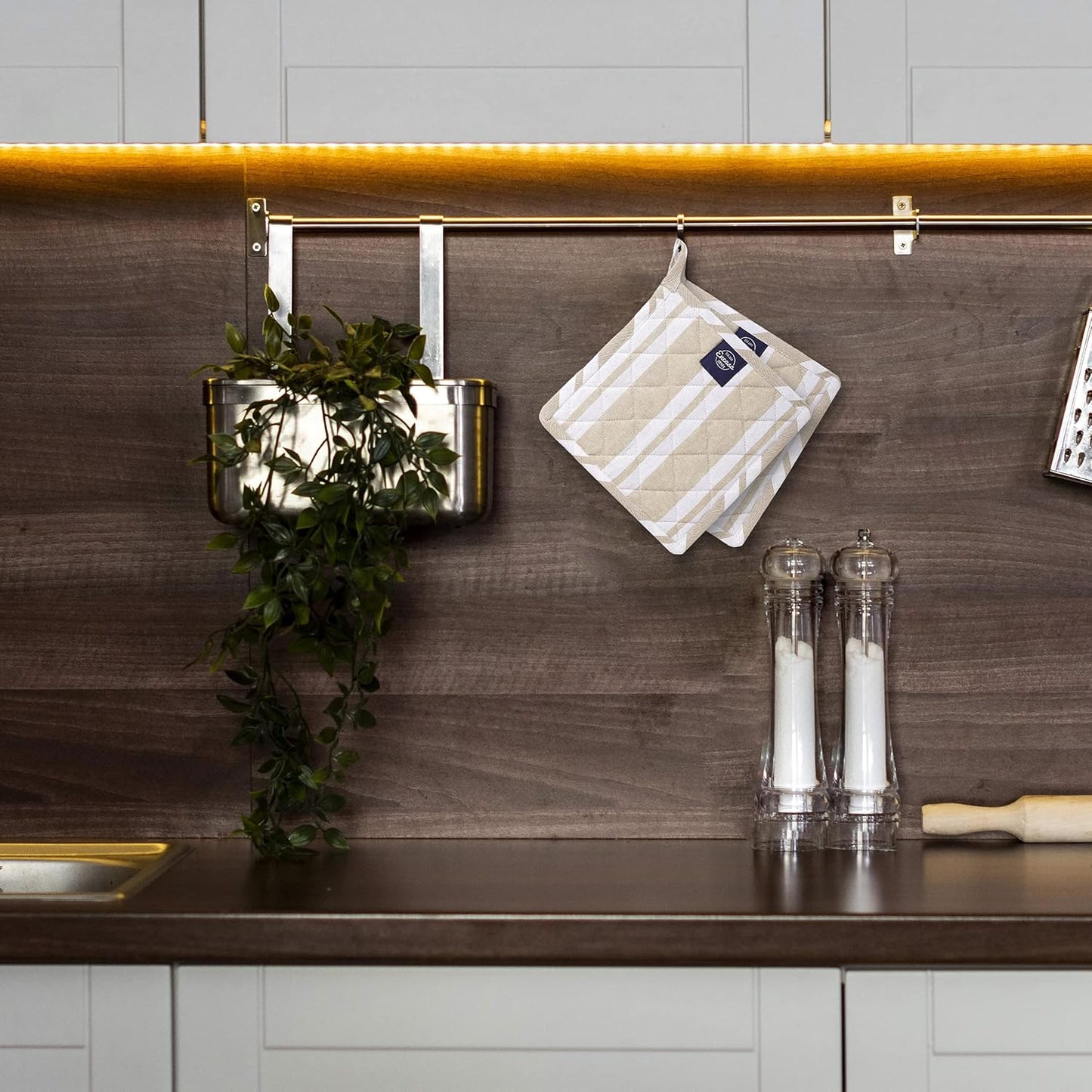 Encasa Homes 8 inches Oven Microwave Potholders (2 pc Set) for Kitchen Cooking & Baking - Heat Resistant, Thick & Safe, Protection of Hands from Hot Utensils - Franca Beige Stripes