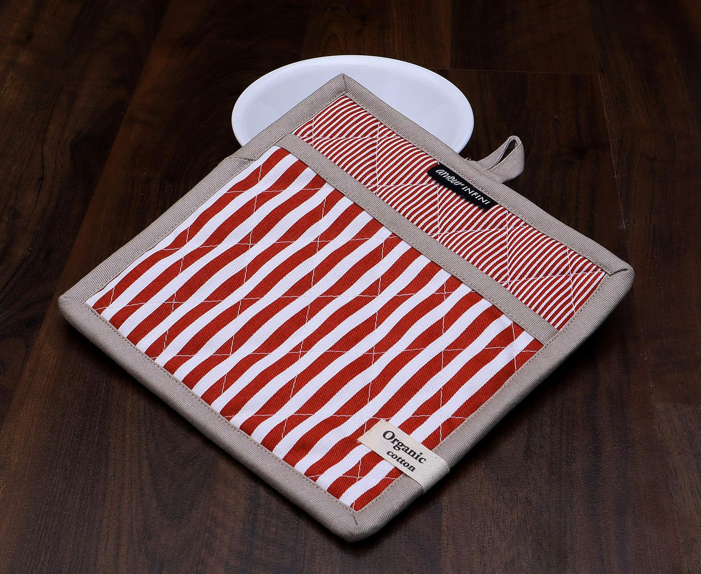 AMOUR INFINI Pot Holders Heat Resistant Cotton Set of 2 Nonslip 8"x8" Inch Hot Pads for Kitchen, BBQ, Baking & Cooking with Hanging Loops (Stripe Rust)
