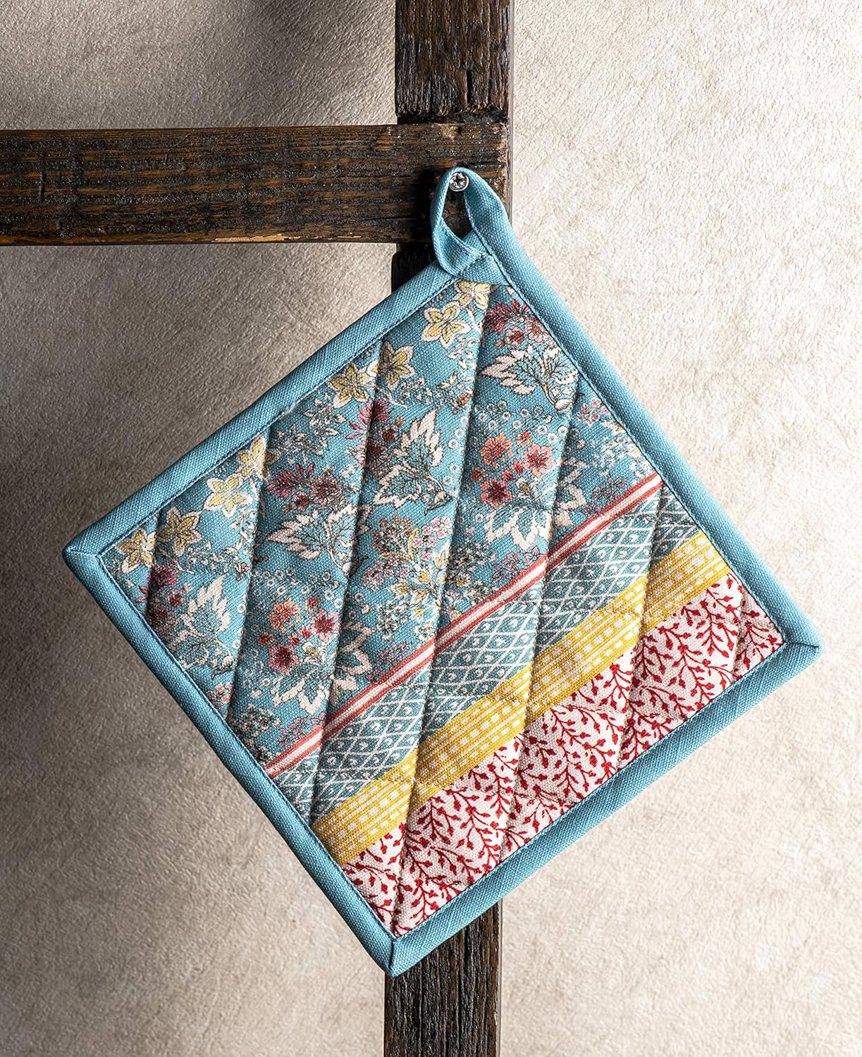 Maison d' Hermine Pot Holders Set 100% Cotton Heat Resistant Potholders 8" x 8" Hot Pads with Loop BBQ, Cooking, Baking, Grilling, Kitchen, Handling Hot Pans Spring/Summer (Pack of 2, Marquise)